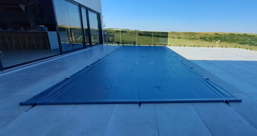 Solid Pool Cover 3x5m